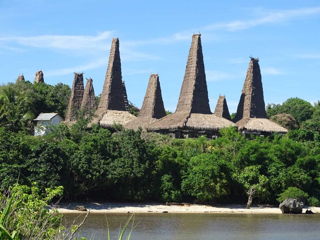 Sumba, Kodi district | Rama Tours